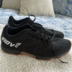 New Without Box - Inov-8 Black sneakers women's size 9.5 (RETAIL $135)